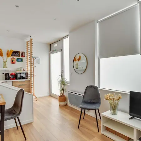 Appartement Elegantly Designed Duplex For Four *